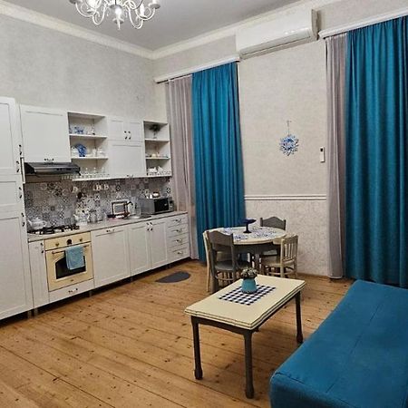 Apartament On Aghmashenebeli 26 Tbilisi Ngoại thất bức ảnh