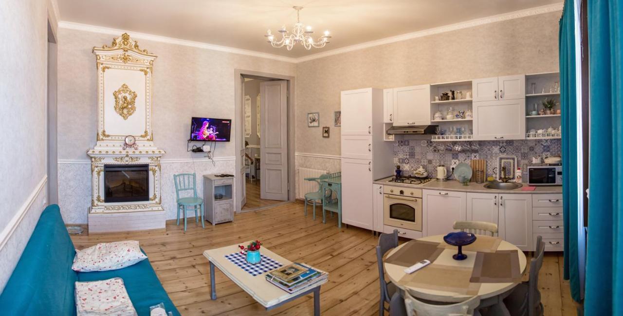 Apartament On Aghmashenebeli 26 Tbilisi Ngoại thất bức ảnh