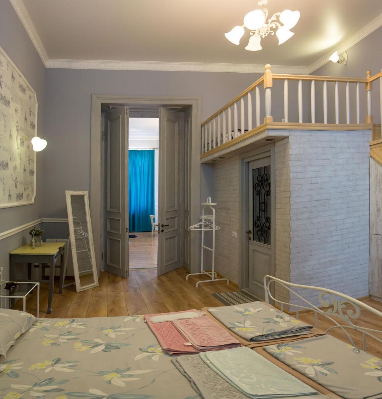 Apartament On Aghmashenebeli 26 Tbilisi Ngoại thất bức ảnh