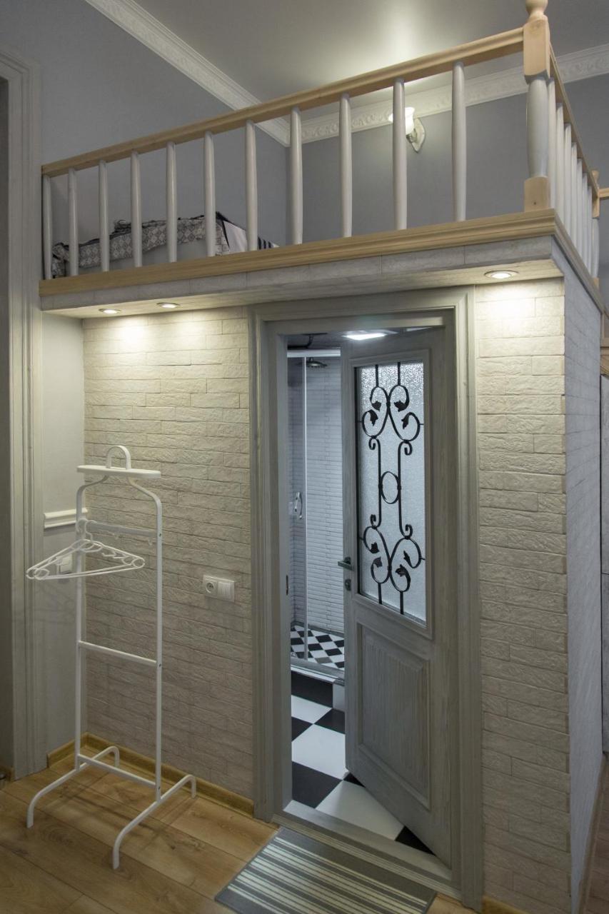 Apartament On Aghmashenebeli 26 Tbilisi Ngoại thất bức ảnh