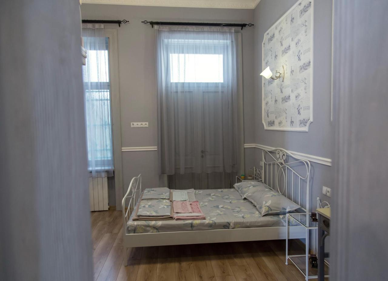 Apartament On Aghmashenebeli 26 Tbilisi Ngoại thất bức ảnh